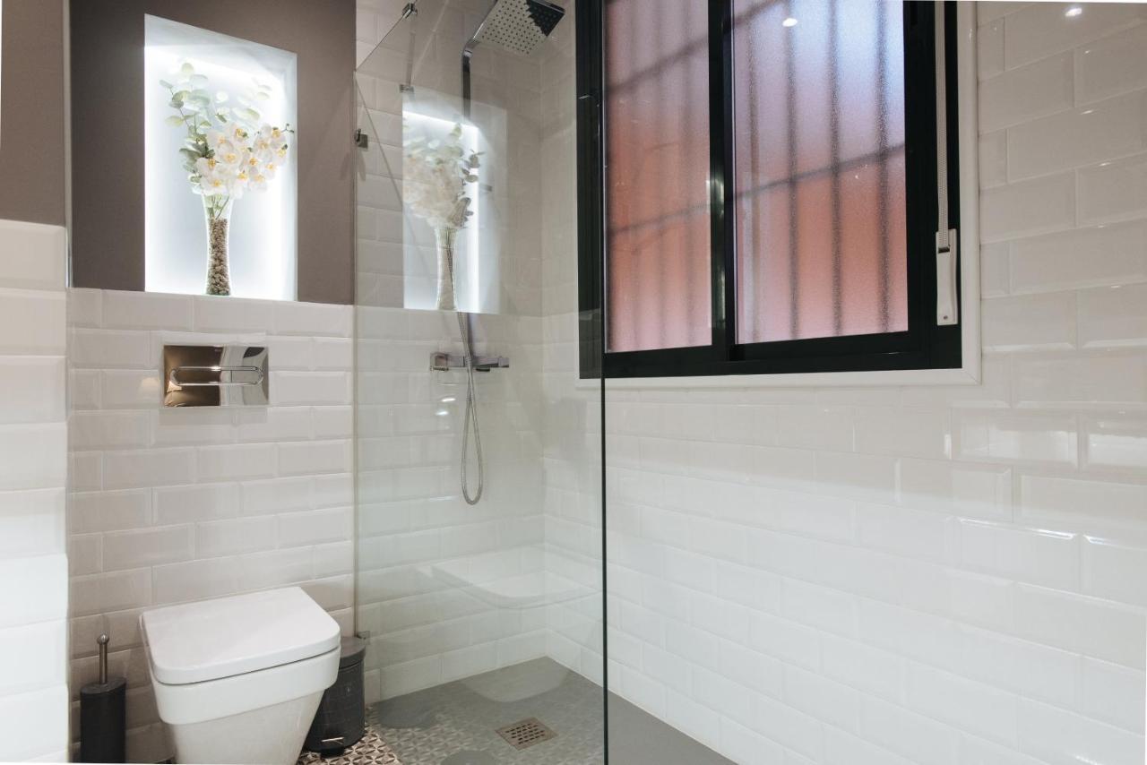 Arjona Suite Apartment เซบีญา ภายนอก รูปภาพ